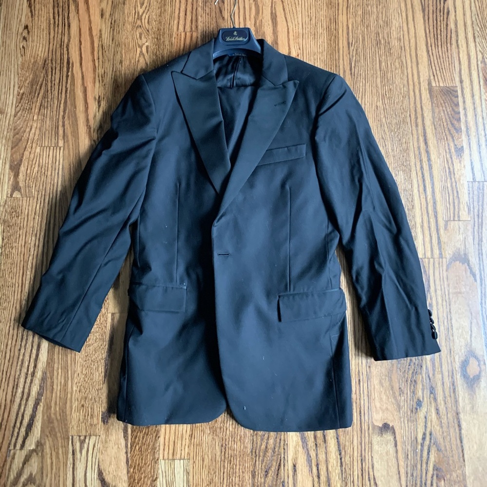 Brooks Brothers Tuxedo 38R 32 Waist